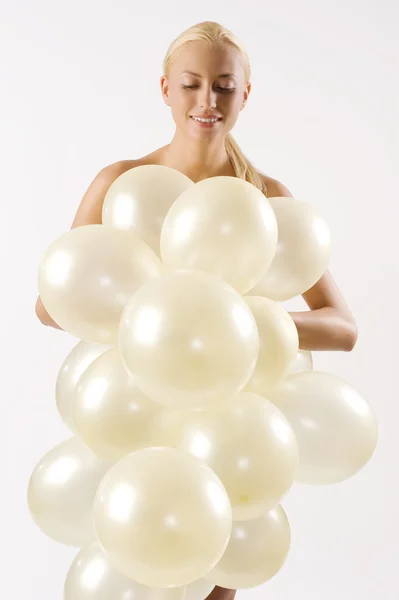 Mulher Loira Muito Bonito Com Alguns Balões Frente Seu Corpo — Fotografia de Stock