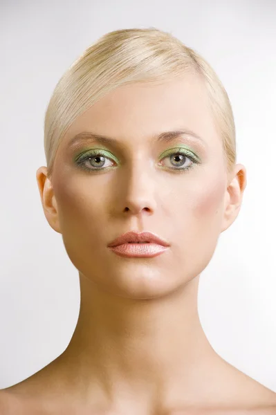 Schoonheid Portret Van Jonge Mooie Vrouw Met Gekleurde Make Geïsoleerd — Stockfoto
