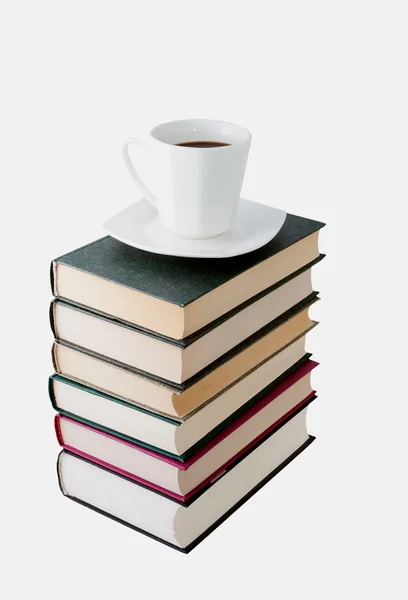 Книги и чашка кофе — стоковое фото