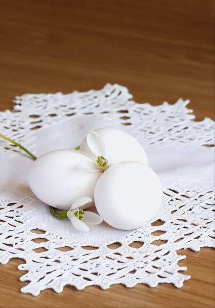Eieren op een servet — Stockfoto