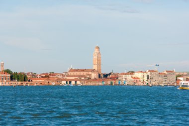 Kilise kanalınkıyısında Venedik, İtalya