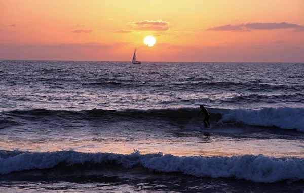 Sunset with Sailing Boat — Stock Photo, Image