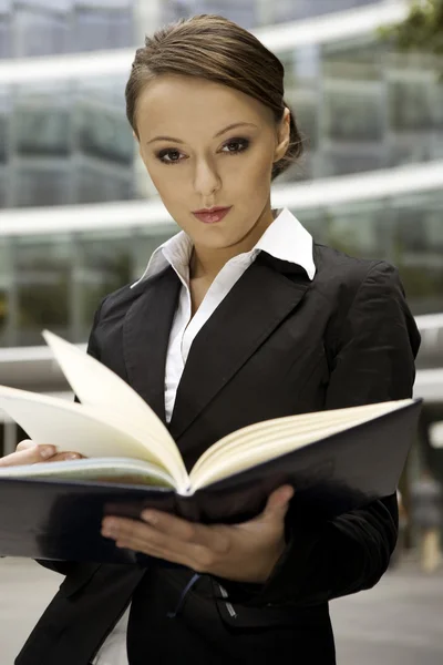 Young businesswoman — Stock Photo, Image