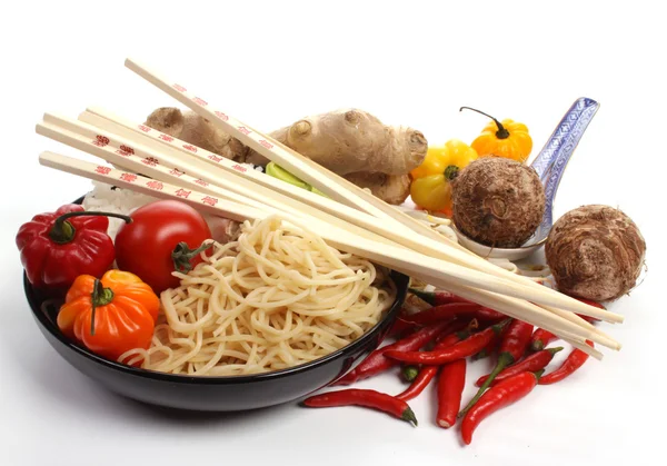 Comida Chinesa Com Ingredientes Para Fazer Uma Refeição — Fotografia de Stock