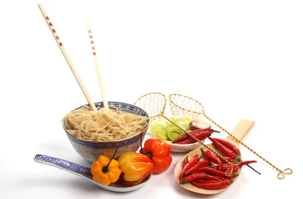 Chinesisches Essen Mit Zutaten Für Eine Mahlzeit — Stockfoto