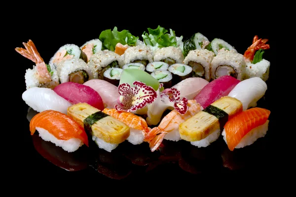 Sushi japonés — Foto de Stock