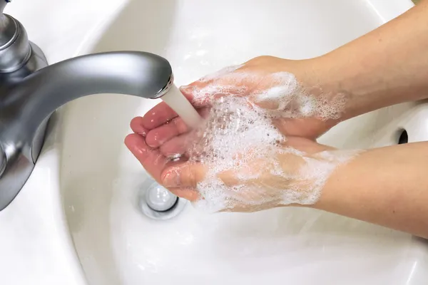 Lavar as mãos — Fotografia de Stock