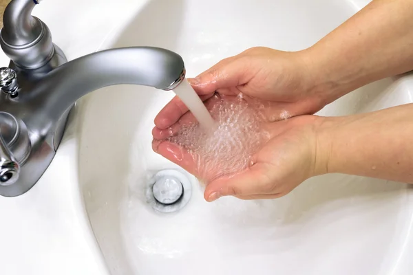 Hände waschen — Stockfoto