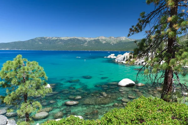Jezioro tahoe — Zdjęcie stockowe