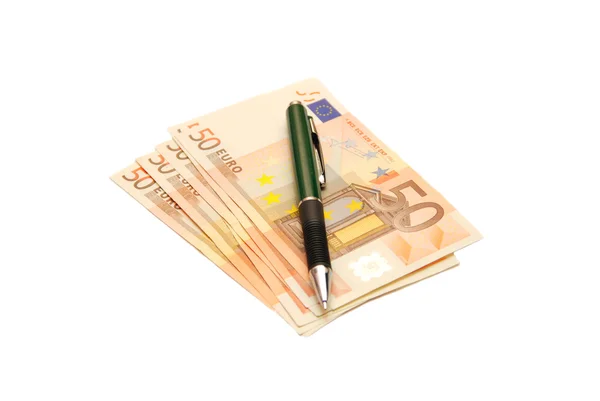 欧元的钱纸币和孤立在白色背景上的钢笔 — 图库照片