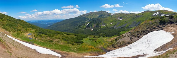 De mening van de berg van de zomer — Stockfoto