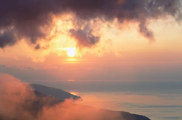 새벽 해안선 환상적인 색 풍경 — 스톡 사진