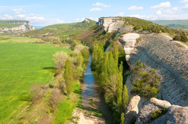 Frühling Krim Berglandschaft Mit Felsen Und Fluss Ukraine — Stockfoto
