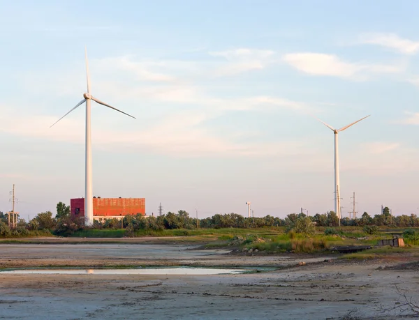 Rüzgar Elektrik Üreten Fabrikaları Yakın Scholkino Town Kırım Ukrayna — Stok fotoğraf