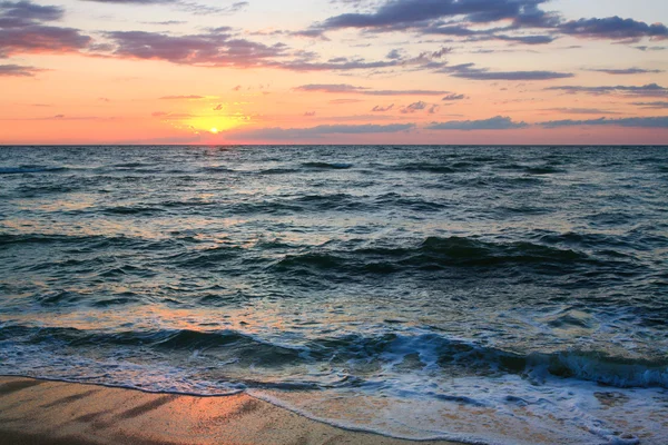 Морський Захід Сонця Серфінг Велика Хвиля Перерва Узбережжі — стокове фото