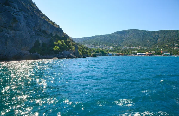 stock image Summer evening rocky coastline (