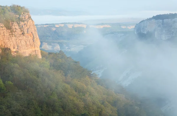 Утренний Облачный Вид Вершины Мангуп Кале Историческая Крепость Древнее Пещерное — стоковое фото
