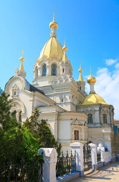 Pokrovskij 圣母玛利亚保护 主要正统寺 位于塞瓦斯托波尔市中心乌克兰克里米亚 1905 年由建筑师 Feldm — 图库照片