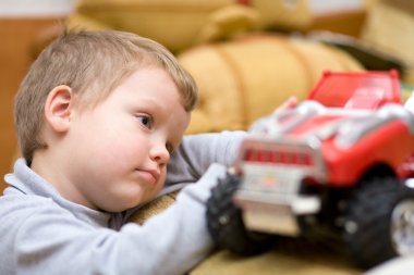 Küçük çocuk portresi