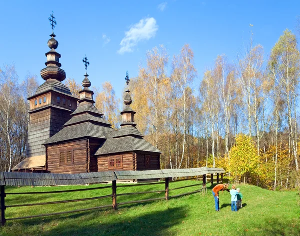 Дерев'яні церкви — стокове фото