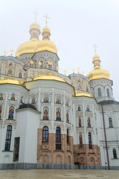 Vista de la iglesia Kyjevo-Pecherska Lavra — Foto de Stock