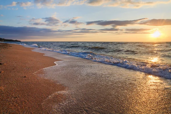 Zee zonsondergang surf Golf — Stockfoto