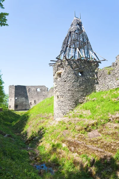 Antiche rovine della fortezza — Foto Stock