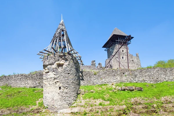 Ruinen einer alten Festung — Stockfoto