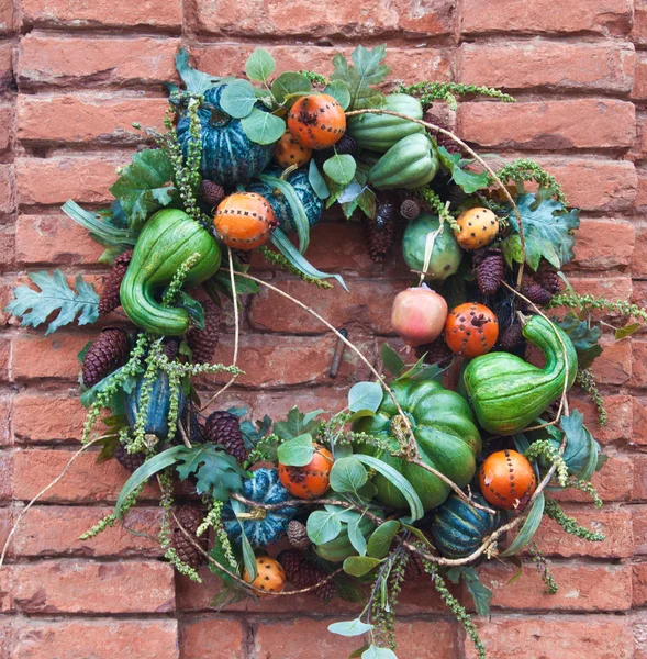 Brick Wall Decorated Autumn Gords Wreath California Mid December — Stock Photo, Image