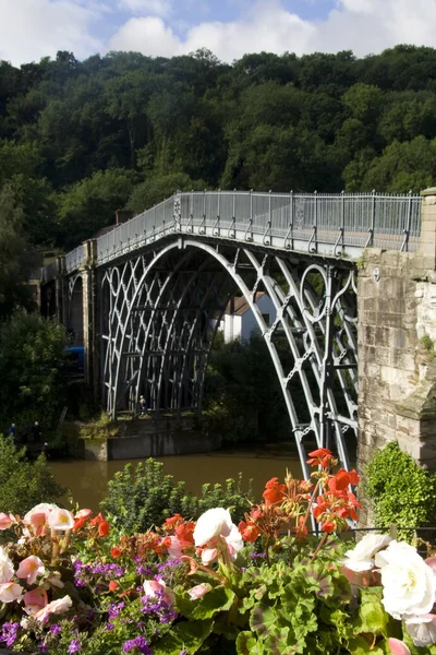 Puente de hierro en Shropshire — Foto de Stock
