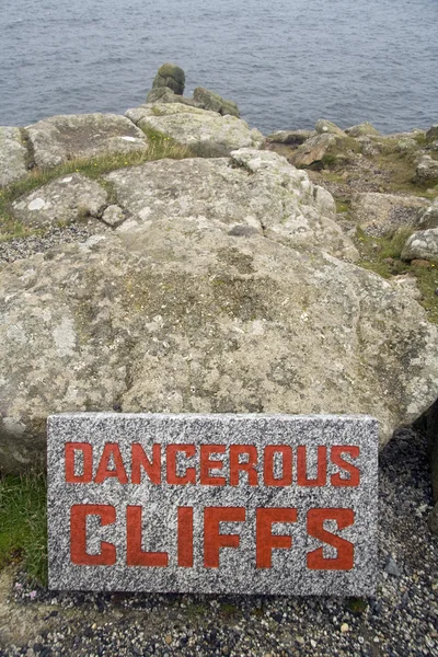 Επικίνδυνη βράχια — Φωτογραφία Αρχείου