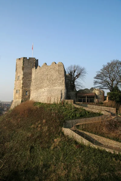 Mura del castello e mastio — Foto Stock