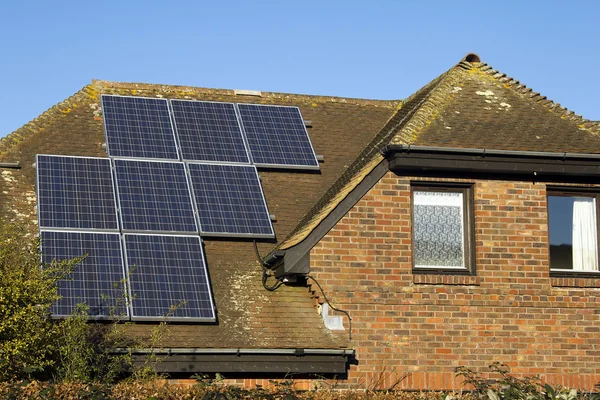 Domácí solární panely — Stock fotografie