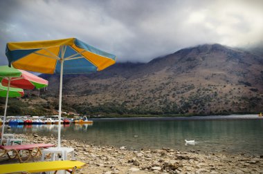 Lake kournas, crete, Yunanistan.