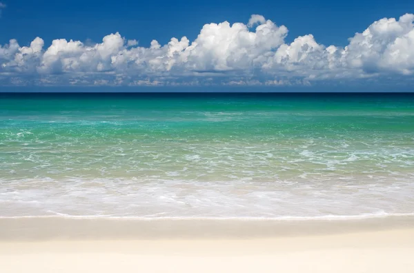 Paradiso tropicale sulla spiaggia — Foto Stock