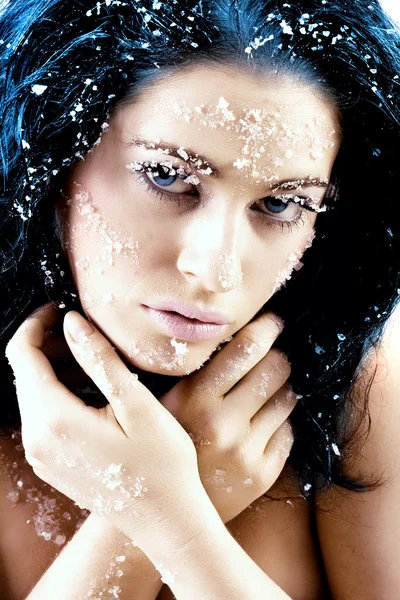 Portret Kobiety Atrakcyjne Zamrożenie Śniegu — Zdjęcie stockowe