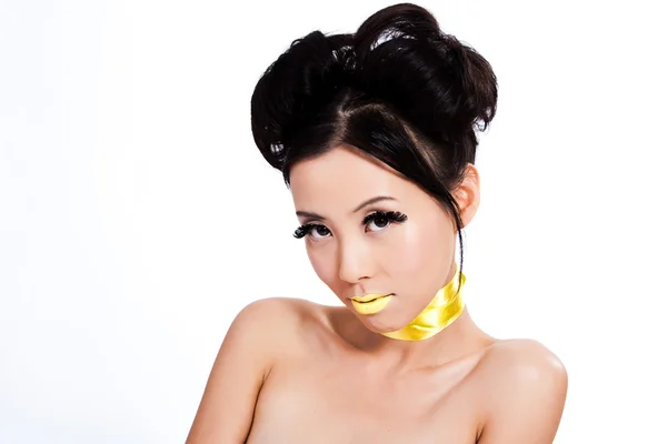 Joven asiático hembra con creativo maquillaje — Foto de Stock