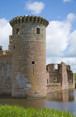 Moated caerlaverock Kalesi, İskoçya, ana kule