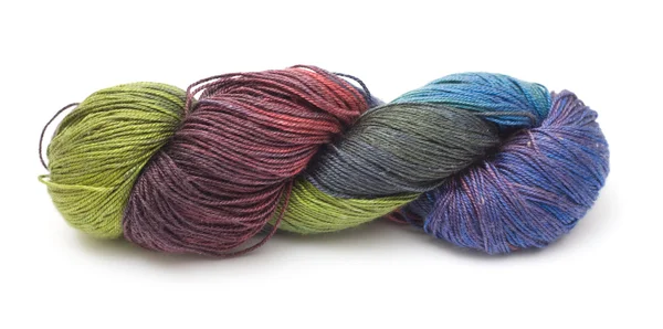 Beautiful hand-dyed thin knitting yarn with long runs (sections) or red; li — Stock Photo, Image