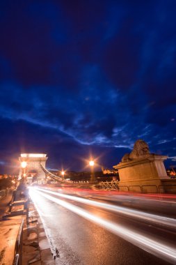 Geceye kadar Budapeşte / Zincir Köprüsü