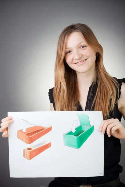 Projekt młody inżynier kobieta pokazuje plan projekt śrubokręt — Zdjęcie stockowe