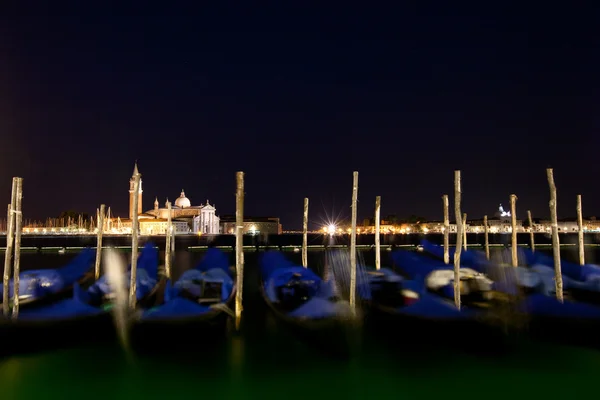 Gondolas anchored on Grand Canal in Venice - long exposure night — Stock Photo, Image