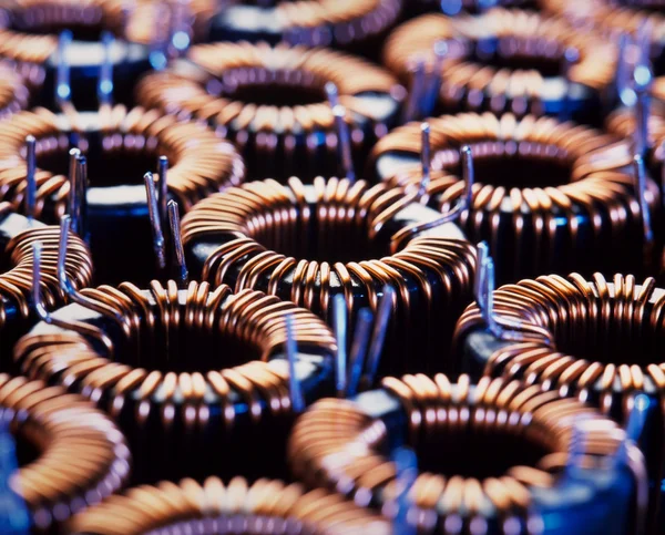 Fecho de bobina elétrica com pouca profundidade de campo — Fotografia de Stock