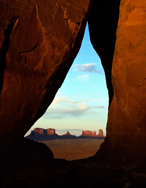 Monument Valley Tear Drop Arch — Stock Fotó