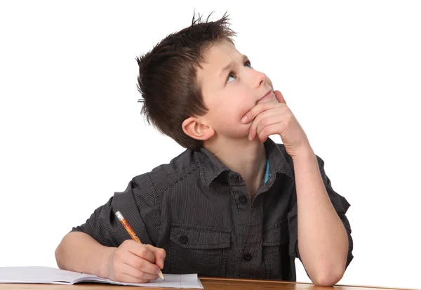 Beyaz bir geçmişi olan tatlı bir çocuk.