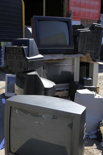 Alten Fernseher recyceln — Stockfoto