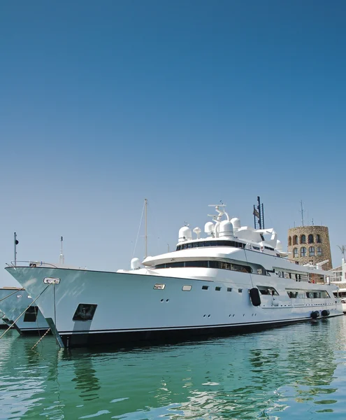 Luxusjacht Einem Yachthafen Mittelmeer Festgemacht — Stockfoto