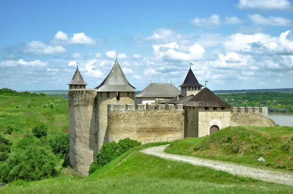 stock image The Khotyn Fortress is a fortification complex located on the shores of the Dniester River in Khotyn, Chernivtsi Oblast (province) of western Ukraine.