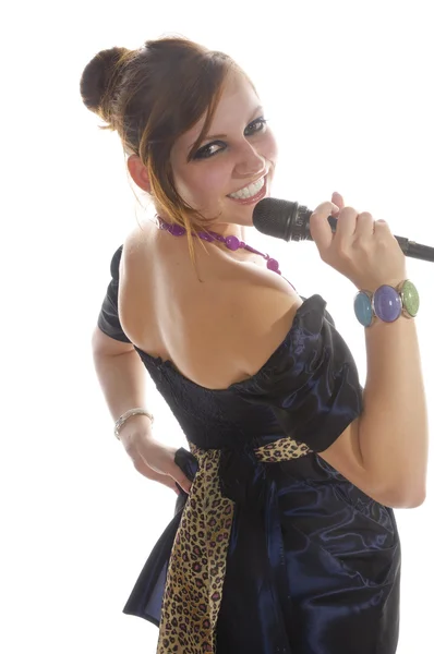 노래 하는 예쁜 여자 — 스톡 사진