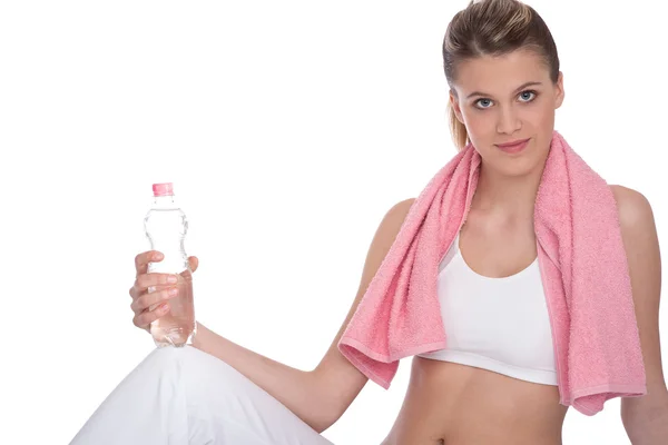 Fitness Mujer Joven Deportiva Con Agua Toalla Sobre Fondo Blanco —  Fotos de Stock